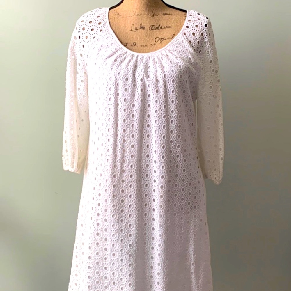 Crown & Ivy Dress-white